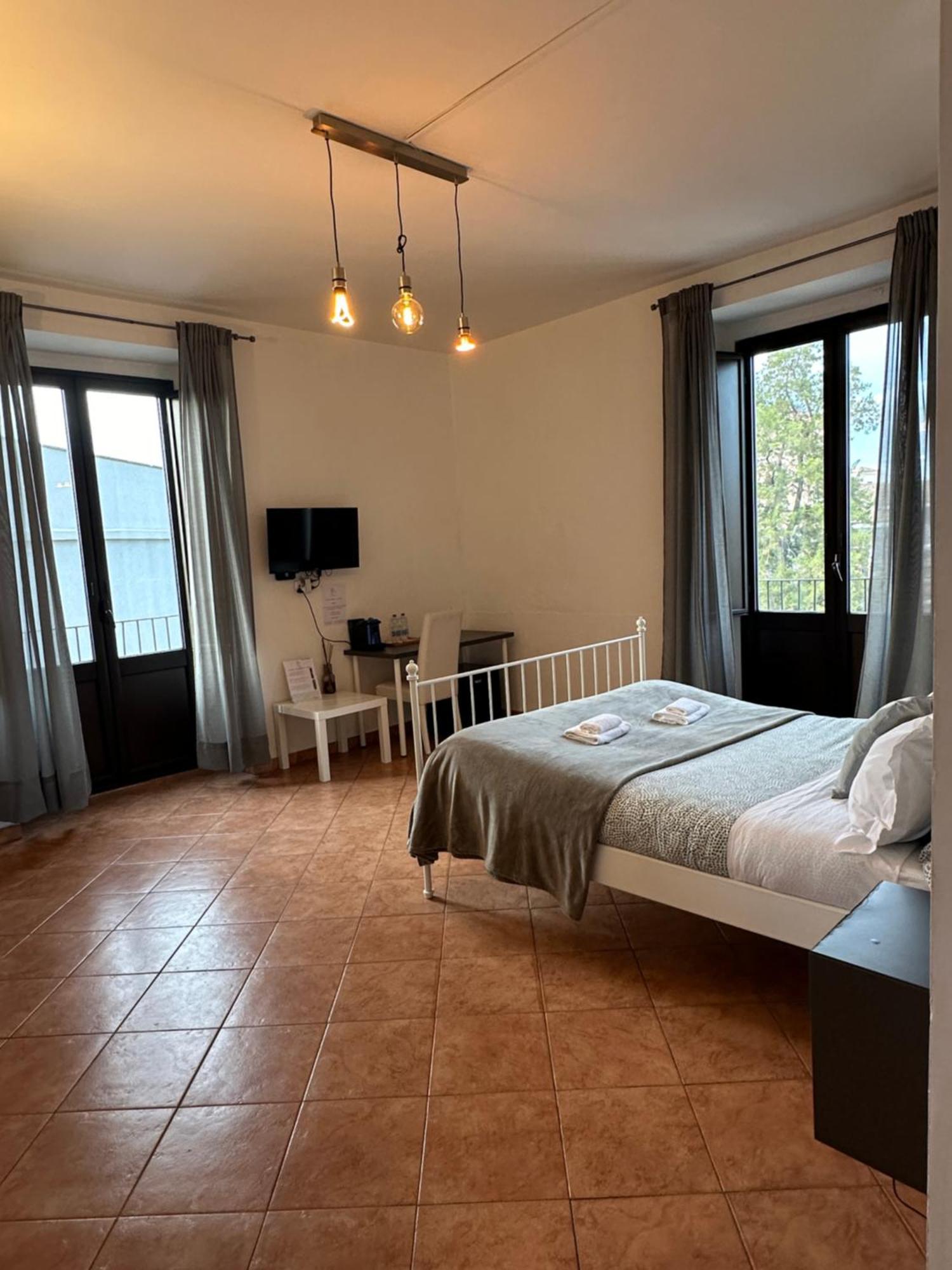 Palazzo Curro Hotel Катания Екстериор снимка